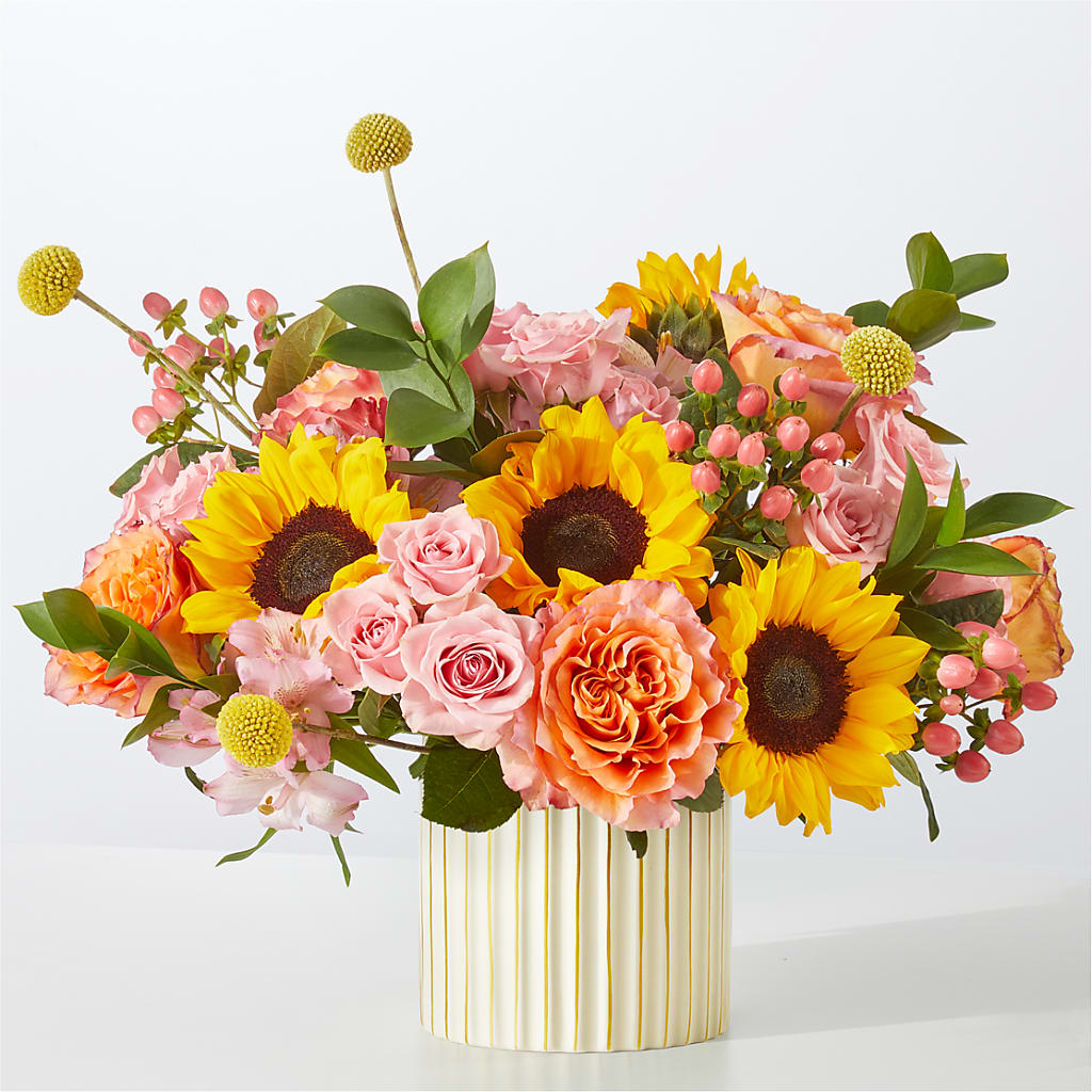 Sun's Out Bouquet – TED & DEBBIE'S FLOWER & GARDEN CENTER, Tulsa OK