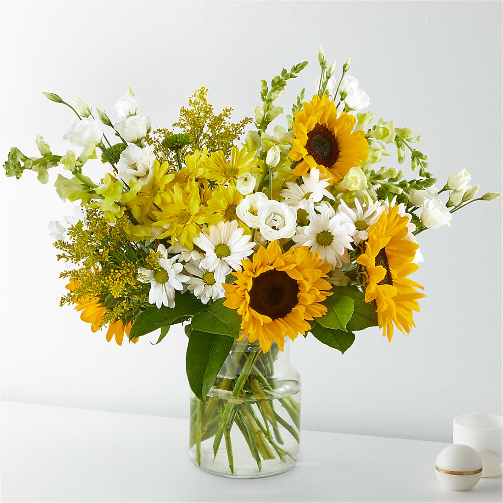 Hello Sunshine Bouquet – TED & DEBBIE'S FLOWER & GARDEN CENTER, Tulsa OK