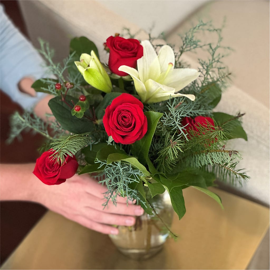Glittering Lights Bouquet – TED & DEBBIE'S FLOWER & GARDEN CENTER, Tulsa OK