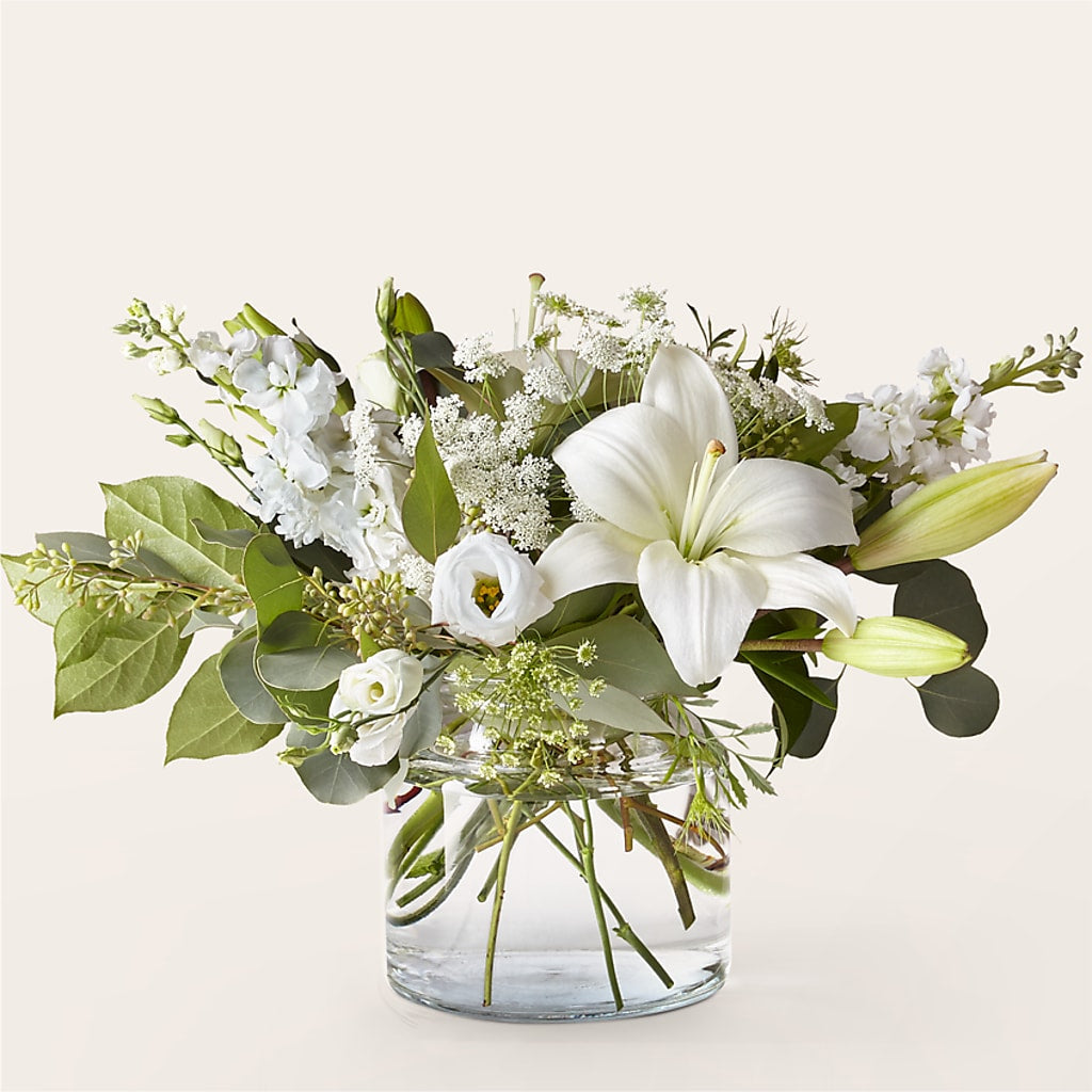 Alluring Elegance Bouquet – TED & DEBBIE'S FLOWER & GARDEN CENTER, Tulsa OK