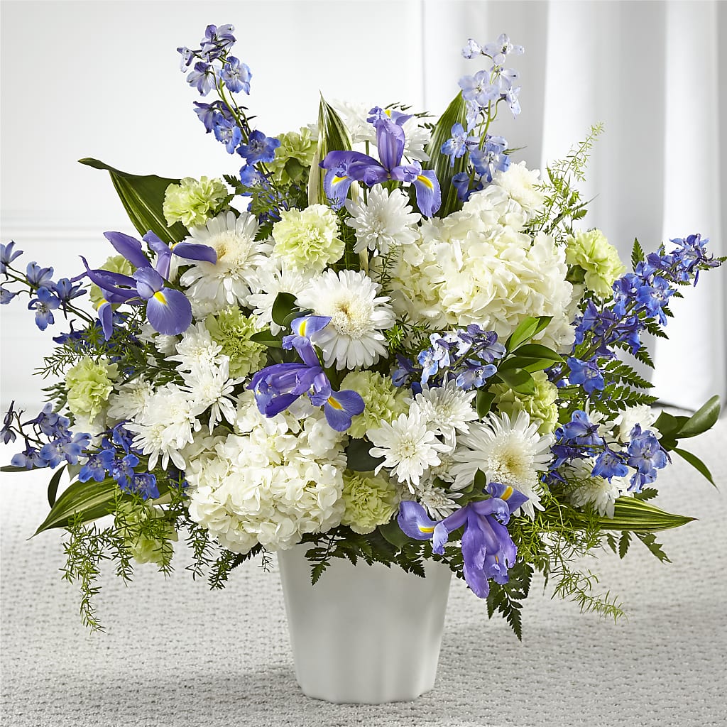 Soft Serenity Floor Basket – TED & DEBBIE'S FLOWER & GARDEN CENTER, Tulsa OK