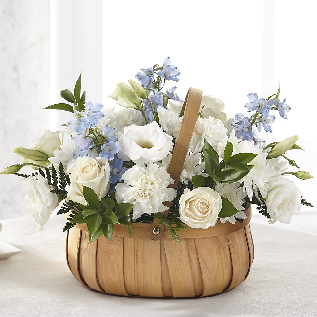Sincerely Heartfelt Basket – TED & DEBBIE'S FLOWER & GARDEN CENTER, Tulsa OK