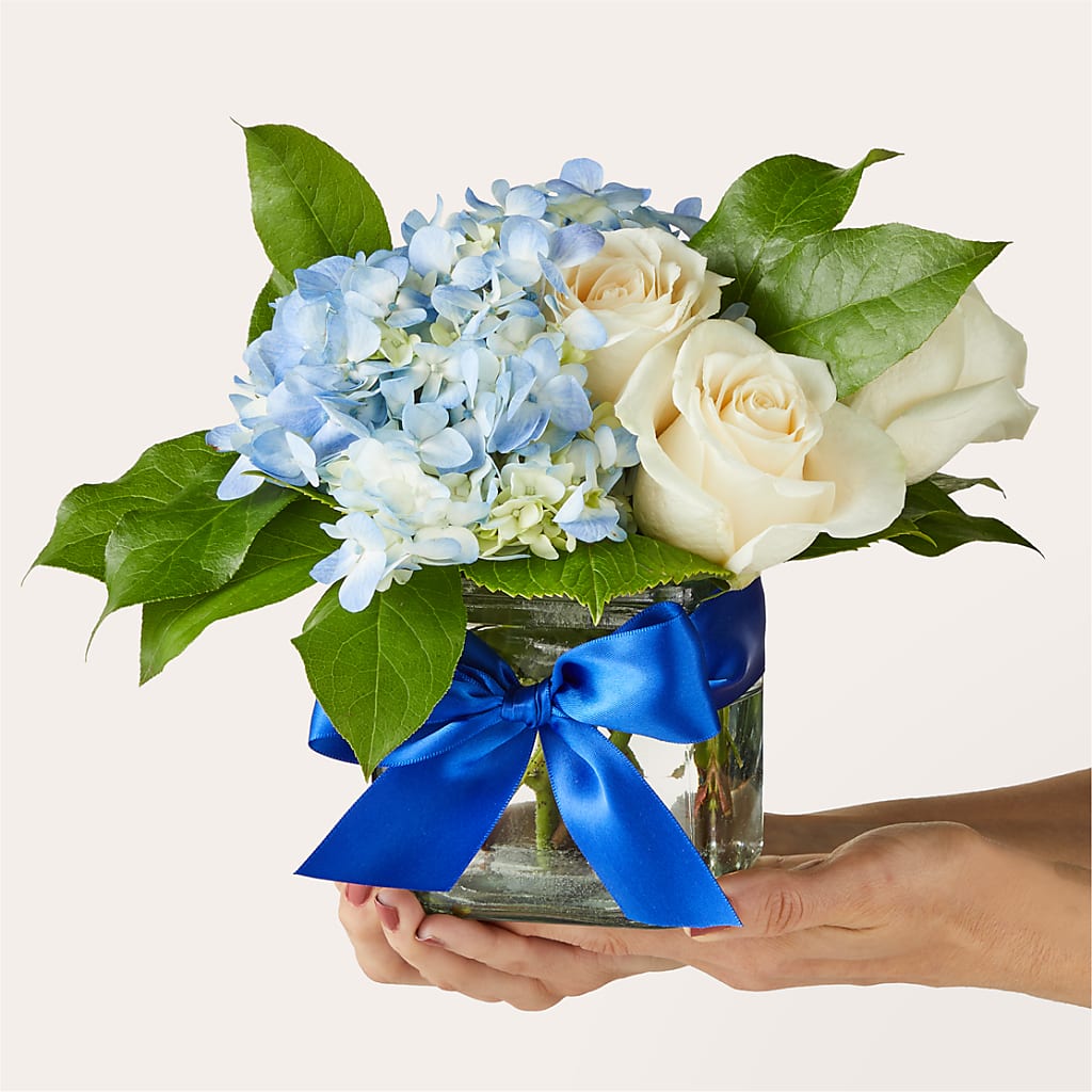 Sky Blue Delight Bouquet – TED & DEBBIE'S FLOWER & GARDEN CENTER, Tulsa OK