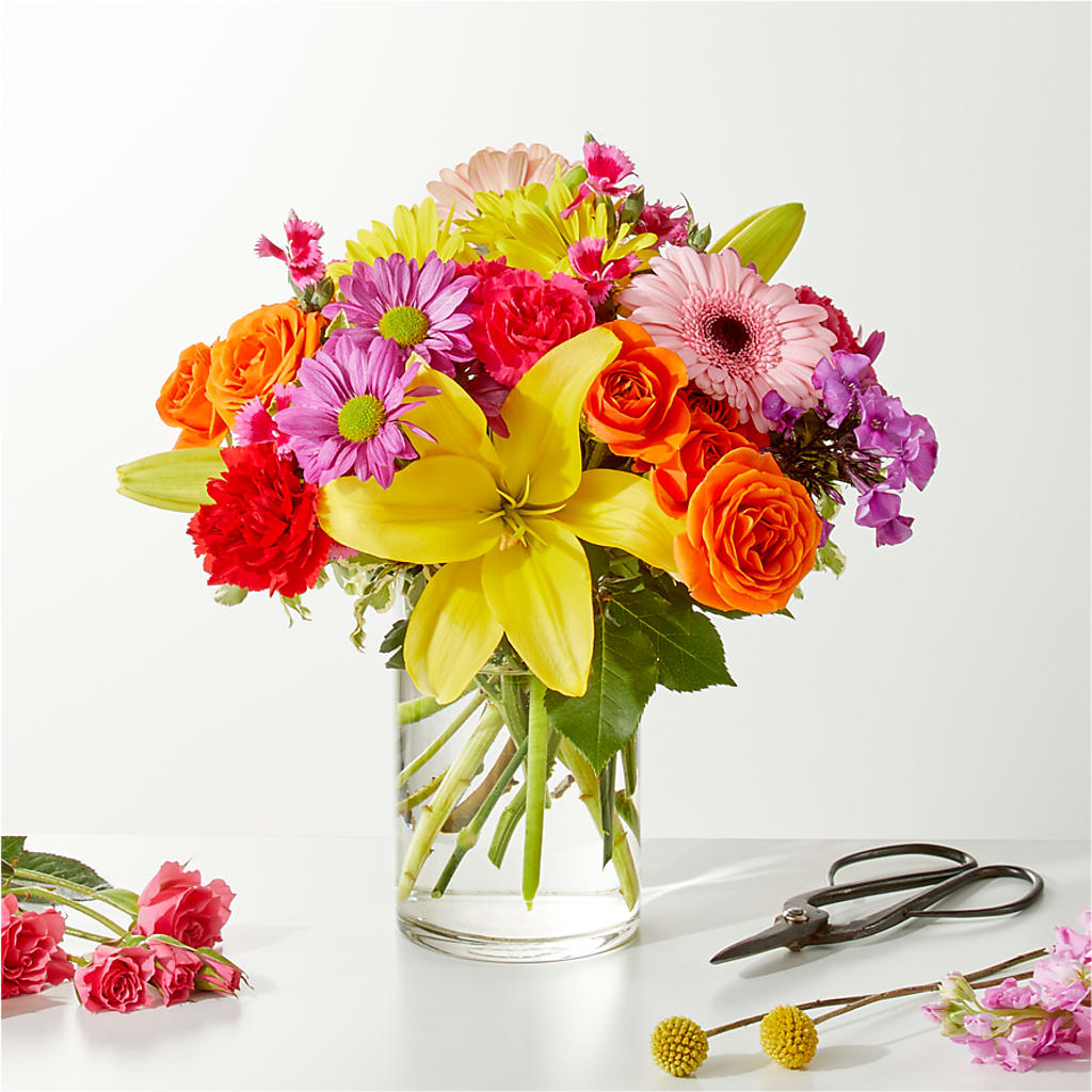 Cue the Confetti - A Florist Original – TED & DEBBIE'S FLOWER & GARDEN CENTER, Tulsa OK