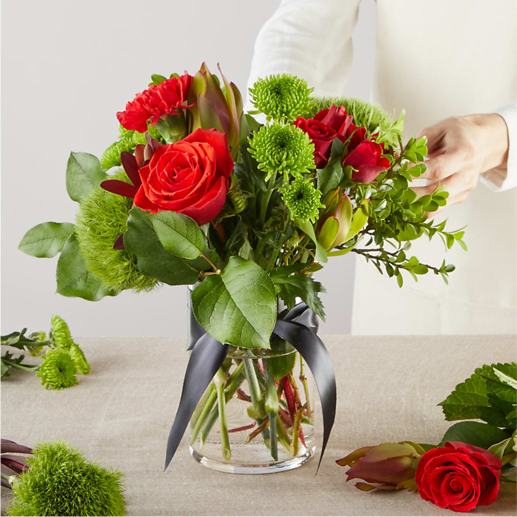Heritage Kindle – A Florist Original – TED & DEBBIE'S FLOWER & GARDEN CENTER, Tulsa OK