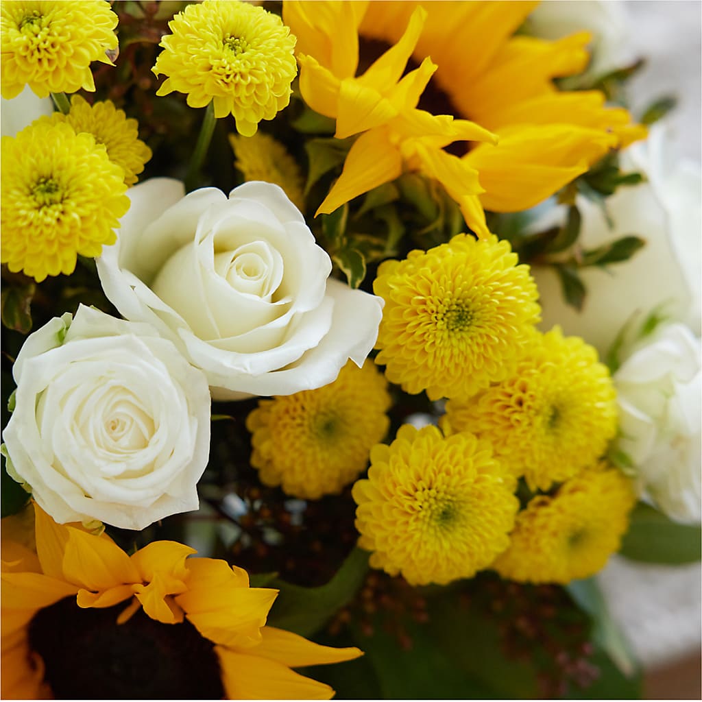 Luminous Morning Bouquet – TED & DEBBIE'S FLOWER & GARDEN CENTER, Tulsa OK