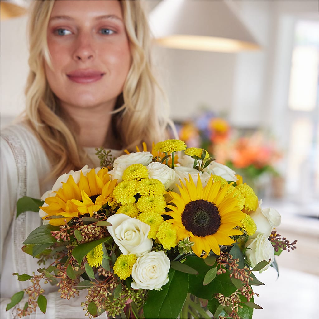 Luminous Morning Bouquet – TED & DEBBIE'S FLOWER & GARDEN CENTER, Tulsa OK