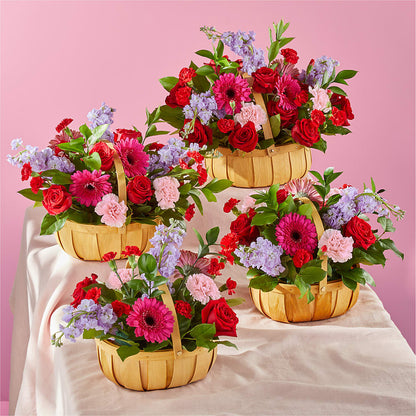 Pink Picnic Basket – TED & DEBBIE'S FLOWER & GARDEN CENTER, Tulsa OK