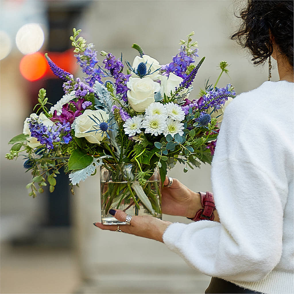 Shooting Star Bouquet – TED & DEBBIE'S FLOWER & GARDEN CENTER, Tulsa OK